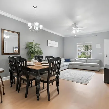 Spacious 3Bed Villa Near Disney In Gated Community
